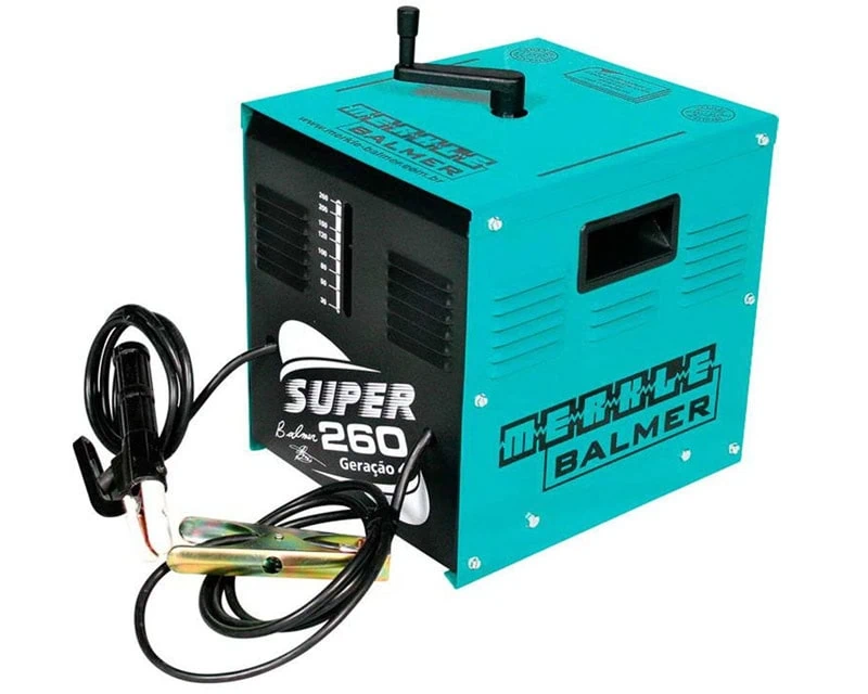 Imagem de uma máquina de solda 260A.